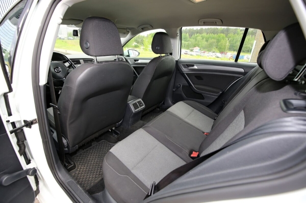 Белорус купил «непроходной» VW Golf, но выставил его на продажу. Чем не понравился 1,2-литровый хетчбэк? Белорус купил «непроходной» VW Golf, но выставил его на продажу. Чем не понравился 1,2-литровый хетчбэк?