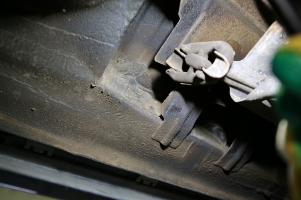 Белорус показал Mercedes-Benz C124 в идеальном состоянии. Узнали, как «немец» выжил в Беларуси Белорус показал Mercedes-Benz C124 в идеальном состоянии. Узнали, как «немец» выжил в Беларуси