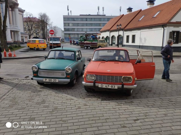 «Искал в объявлениях и даже в огородах по всей Беларуси». Посмотрите, как белорус восстанавливает старые Barkas и Trabant «Искал в объявлениях и даже в огородах по всей Беларуси». Посмотрите, как белорус восстанавливает старые Barkas и Trabant