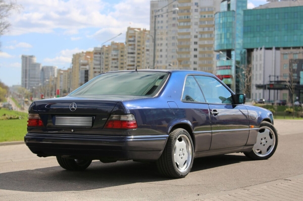 Белорус показал Mercedes-Benz C124 в идеальном состоянии. Узнали, как «немец» выжил в Беларуси Белорус показал Mercedes-Benz C124 в идеальном состоянии. Узнали, как «немец» выжил в Беларуси