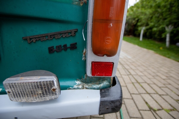 «Искал в объявлениях и даже в огородах по всей Беларуси». Посмотрите, как белорус восстанавливает старые Barkas и Trabant «Искал в объявлениях и даже в огородах по всей Беларуси». Посмотрите, как белорус восстанавливает старые Barkas и Trabant