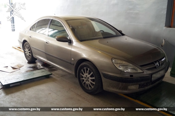 Мужчина пытался ввезти из Литвы 34 кг гашиша в бензобаке Мужчина пытался ввезти из Литвы 34 кг гашиша в бензобаке