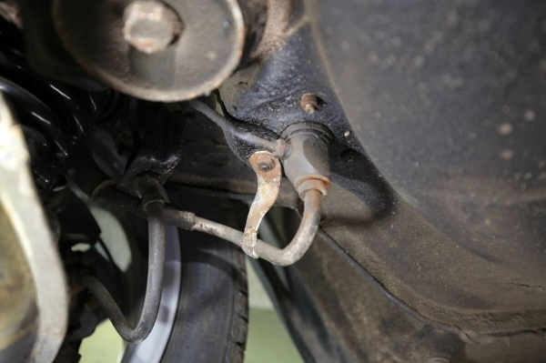 Белорус показал Mercedes-Benz C124 в идеальном состоянии. Узнали, как «немец» выжил в Беларуси Белорус показал Mercedes-Benz C124 в идеальном состоянии. Узнали, как «немец» выжил в Беларуси