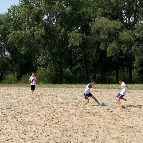 В Бресте состоялся турнир по пляжному футболу, для подростков состоящих на различного вида учетах