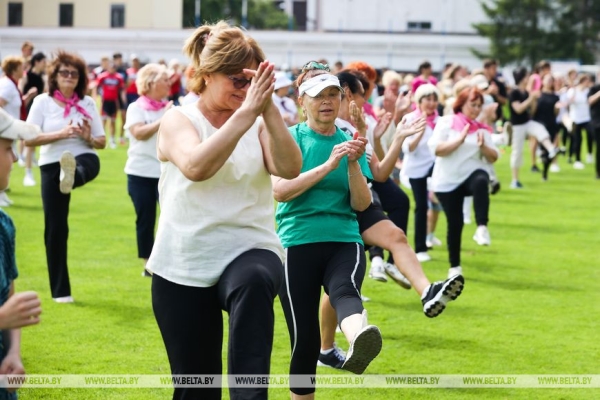 «Народная зарядка» прошла на стадионе «Брестский»