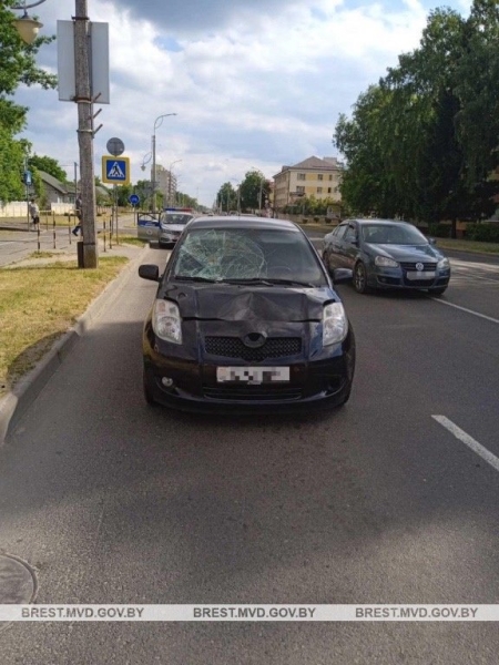 В Кобрине водитель Toyota сбил 15-летнего пешехода