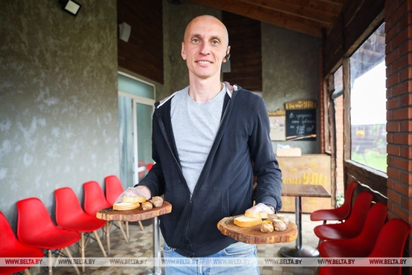 Устроить гонки и попробовать деликатесы предлагают туристам на улиточной ферме в Брестском районе Устроить гонки и попробовать деликатесы предлагают туристам на улиточной ферме в Брестском районе