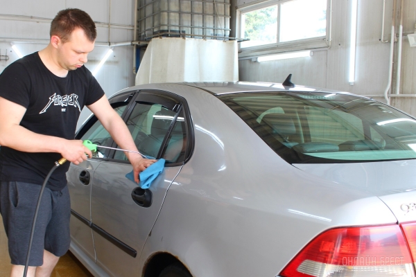 Автовладелец? Тогда смотри, на каких автомойках Бреста точно стоит обслуживать свою «ласточку»