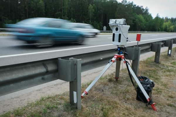«Плёнку сами мы не снимаем». Инспекторы ГАИ о самых распространённых нарушениях летом