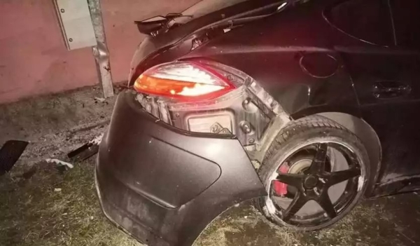 Водитель Porsche Panamera во время погони насмерть сбил пешехода на тротуаре. Приговор Водитель Porsche Panamera во время погони насмерть сбил пешехода на тротуаре. Приговор