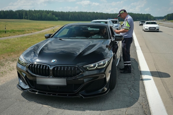«Плёнку сами мы не снимаем». Инспекторы ГАИ о самых распространённых нарушениях летом