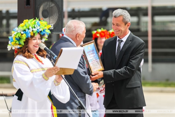 Высокотехнологичный молочно-товарный комплекс на 1 тыс. голов открыли в Пружанском районе