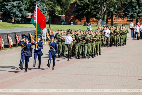Церемония принятия военной присяги состоялась в Брестской крепости Церемония принятия военной присяги состоялась в Брестской крепости