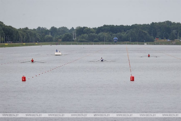 Более 200 гребцов из Беларуси и России соревнуются на открытом чемпионате в Бресте Более 200 гребцов из Беларуси и России соревнуются на открытом чемпионате в Бресте