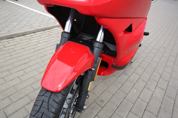 Белорус купил в США 27-летний мотоцикл BMW K1100 RS Белорус купил в США 27-летний мотоцикл BMW K1100 RS