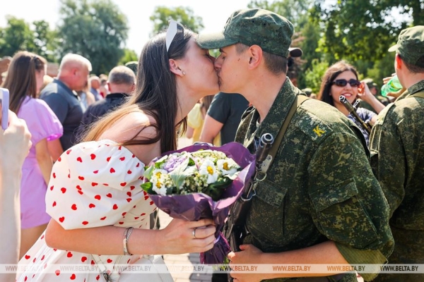 Церемония принятия военной присяги состоялась в Брестской крепости Церемония принятия военной присяги состоялась в Брестской крепости