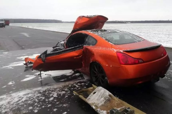 Водитель Infiniti обгонял на скорости 156 км/ч и влетел во встречный Volkswagen. Приговор Водитель Infiniti обгонял на скорости 156 км/ч и влетел во встречный Volkswagen. Приговор