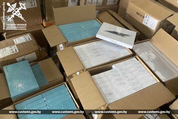 Польский перевозчик пытался незаконно переместить через границу товары на 1 млн рублей