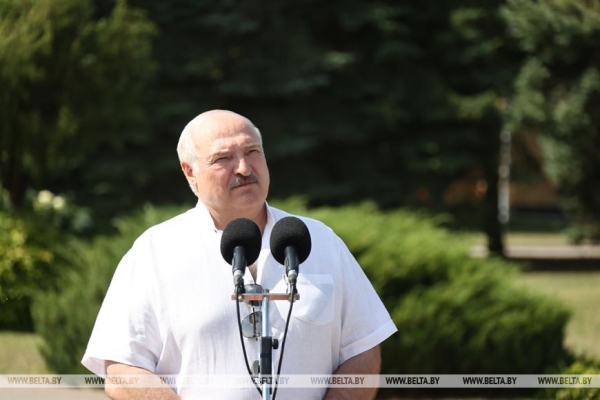 Александр Лукашенко с рабочей поездкой прибыл в Брестскую область. Подробности