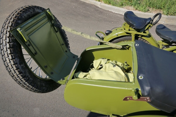 Считай, музейный экспонат! Белорус заморочился и вложил $10 тысяч в мотоцикл М-72 1953 г. в. Считай, музейный экспонат! Белорус заморочился и вложил $10 тысяч в мотоцикл М-72 1953 г. в.