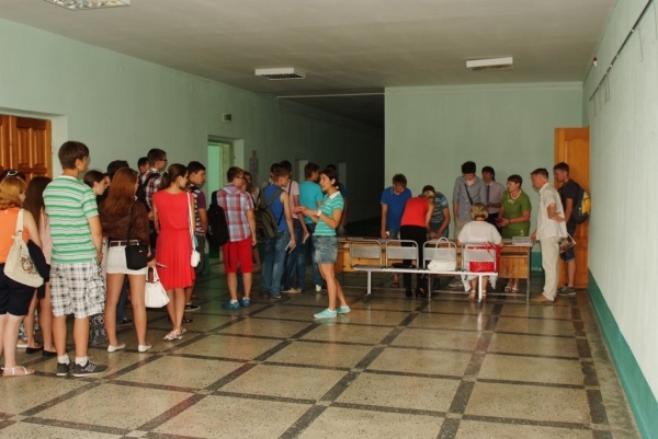 От 50 до 360: с какими баллами можно было поступить в вузы на платное