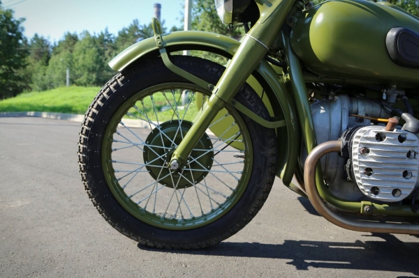 Считай, музейный экспонат! Белорус заморочился и вложил $10 тысяч в мотоцикл М-72 1953 г. в. Считай, музейный экспонат! Белорус заморочился и вложил $10 тысяч в мотоцикл М-72 1953 г. в.