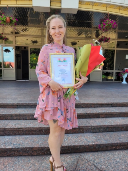 «Дом образцового порядка» — как семья в Кобрине своими силами украшает территорию многоквартирного дома «Дом образцового порядка» — как семья в Кобрине своими силами украшает территорию многоквартирного дома