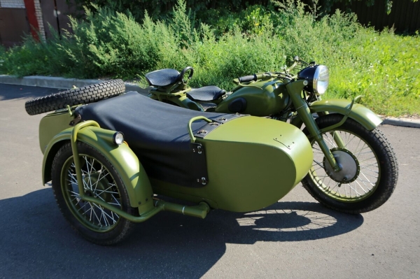 Считай, музейный экспонат! Белорус заморочился и вложил $10 тысяч в мотоцикл М-72 1953 г. в. Считай, музейный экспонат! Белорус заморочился и вложил $10 тысяч в мотоцикл М-72 1953 г. в.