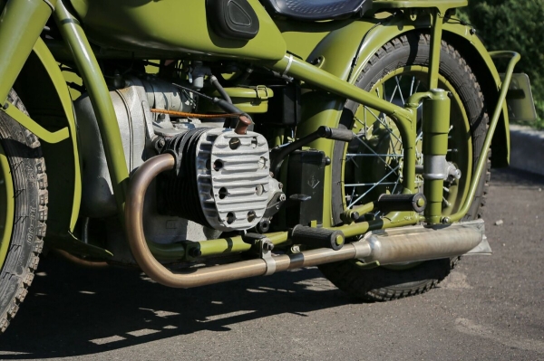 Считай, музейный экспонат! Белорус заморочился и вложил $10 тысяч в мотоцикл М-72 1953 г. в. Считай, музейный экспонат! Белорус заморочился и вложил $10 тысяч в мотоцикл М-72 1953 г. в.