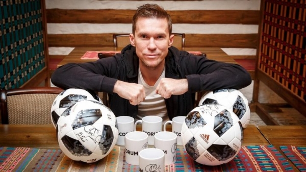 Александр Глеб возвращается в футбол. В какую команду? Александр Глеб возвращается в футбол. В какую команду?