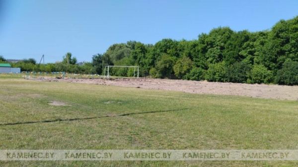 До и после. Предлагаем посмотреть на изменения Каменецкого стадиона «Колос» после обновления