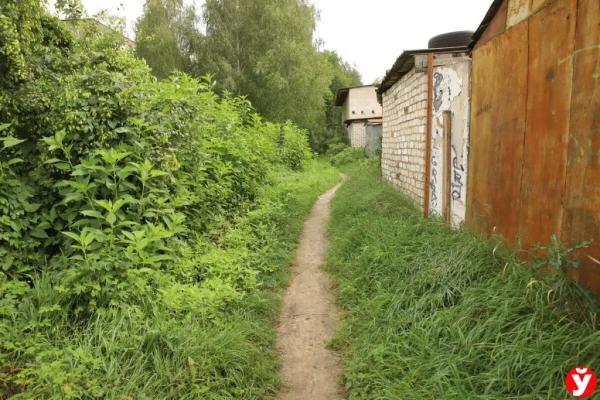 В три года весил 7 кг и спал в углу, как собака. Стали известны подробности о семье, в которой родители убили своего сына в Слуцке