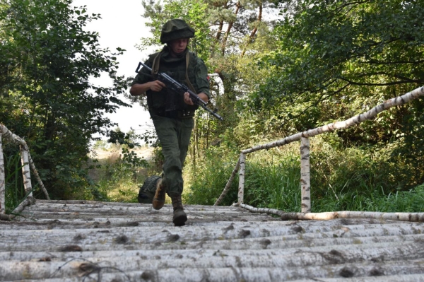Десантники осуществили подрыв моста через Прилукский канал на полигоне «Брестский»