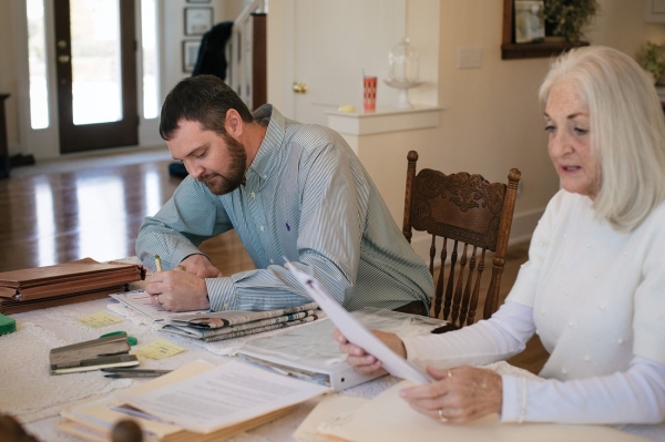 Врач годами подменял донорскую сперму своей — теперь у него больше 90 детей. История шокирующего эксперимента