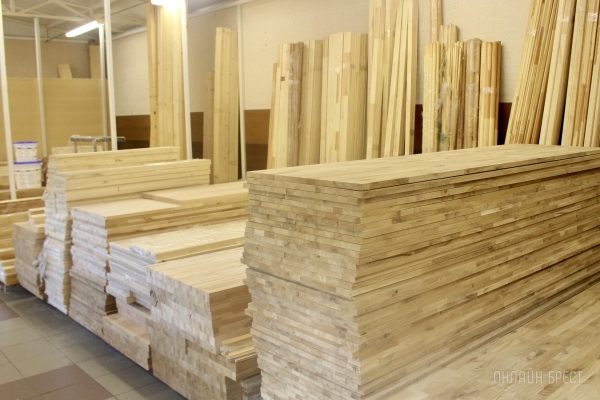 Купить мебельный щит из натурального дерева в Бресте, в магазине «Деревяшка». Сосна, ясень, дуб, береза, ольха Купить мебельный щит из натурального дерева в Бресте, в магазине «Деревяшка». Сосна, ясень, дуб, береза, ольха