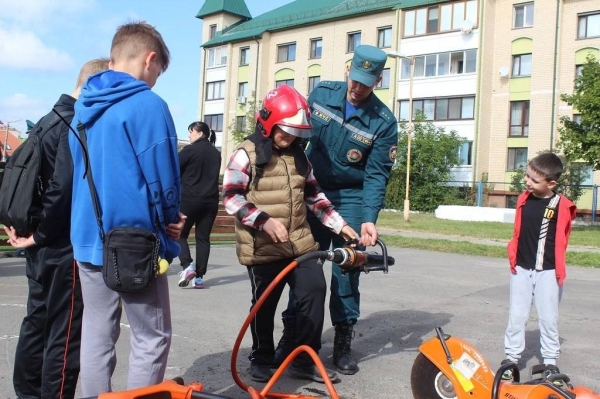 Соревнования по мини-футболу прошли в 19-й средней школе г. Бреста Соревнования по мини-футболу прошли в 19-й средней школе г. Бреста
