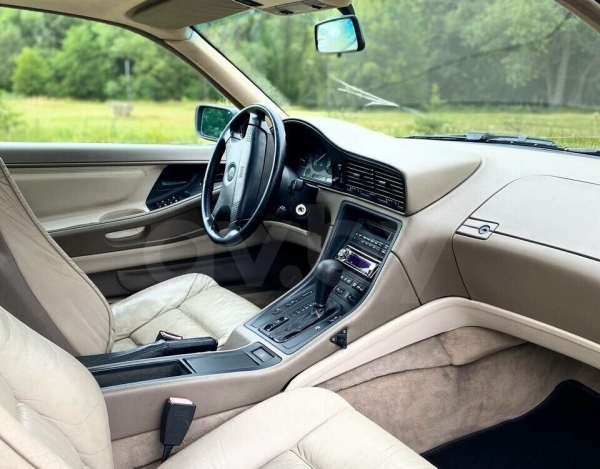 В Беларуси за $30 тыс продают 30-летнюю BMW В Беларуси за $30 тыс продают 30-летнюю BMW