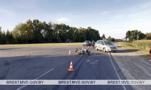 В Кобринском районе мотоциклист попал в ДТП В Кобринском районе мотоциклист попал в ДТП