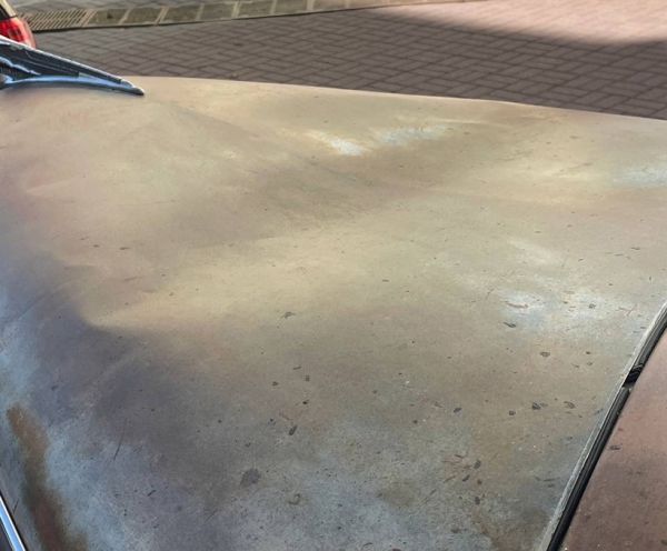 С DeSoto, на котором посидела девушка, пропала большая вмятина. Но владелец настаивает на суде