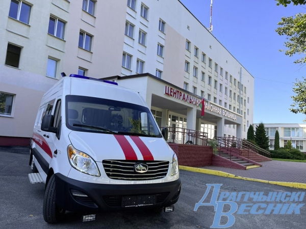 Три новых автомобиля скорой медпомощи получила Дрогичинская райбольница