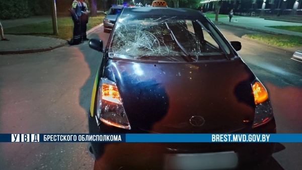Легковушка сбила мужчину в Бресте Легковушка сбила мужчину в Бресте