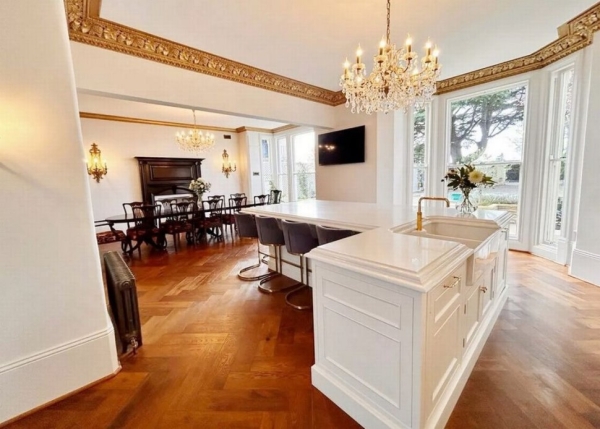 Женщина «выиграла» в лотерею дом стоимостью $2,5 миллиона, но получила от организаторов всего $6,2 тысячи. Все по правилам