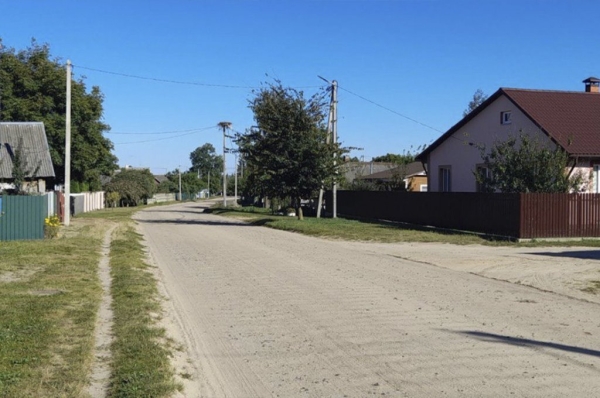 Жительница Брестской области нашла на даче странный камень — теперь его исследуют ученые