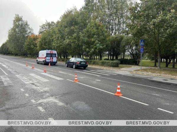 Женщину сбили на пешеходном переходе в Барановичах Женщину сбили на пешеходном переходе в Барановичах