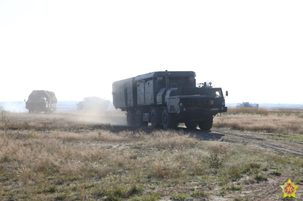 На полигоне «Брестский» проходит тактическое учение с одним из подразделений 115-го зенитного ракетного полка