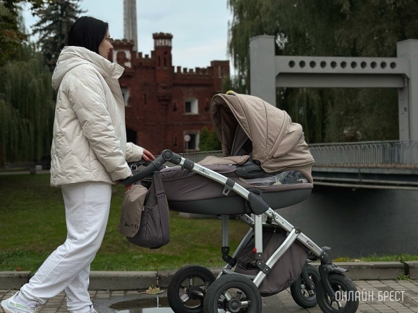 Детские пособия и пенсионные выплаты белорусов станут больше в ноябре. На сколько? Детские пособия и пенсионные выплаты белорусов станут больше в ноябре. На сколько?