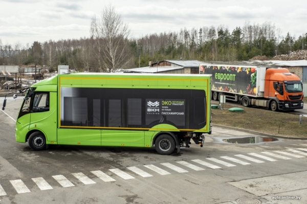 Первый белорусский электрогрузовик испытывают в работе. Как он выглядит