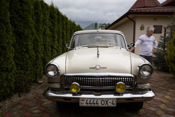 Посмотрите, какую «Волгу» отыскали в гараже у белоруса Посмотрите, какую «Волгу» отыскали в гараже у белоруса