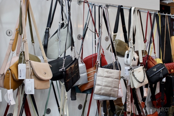 Вот что значит красивый шопинг! Большой фотообзор женской одежды «Mona Collection» в брестском ТЦ «Галерея Гранд»