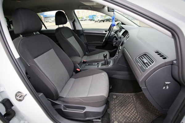 Белорус купил «непроходной» VW Golf, но выставил его на продажу. Чем не понравился 1,2-литровый хетчбэк? Белорус купил «непроходной» VW Golf, но выставил его на продажу. Чем не понравился 1,2-литровый хетчбэк?